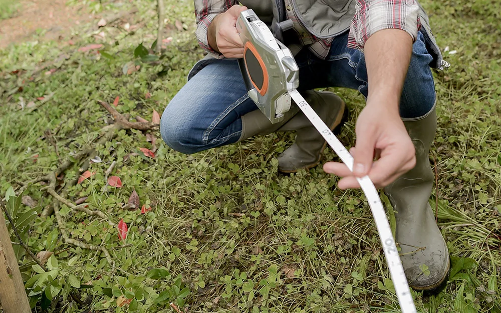 Mesure de l'emplacement pour un potager